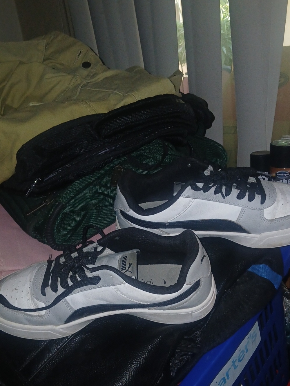Puma Sneakers
